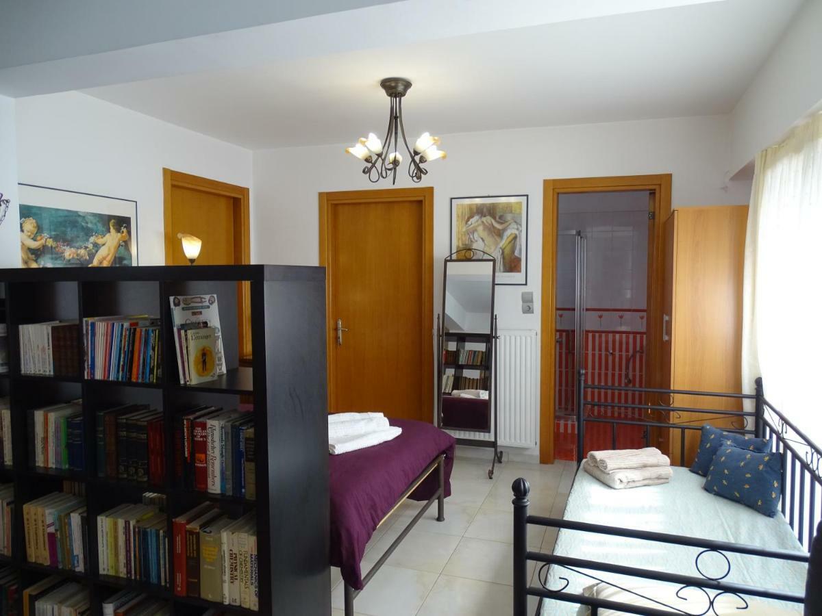 Dreamy Studio With Private Garden Atina Dış mekan fotoğraf